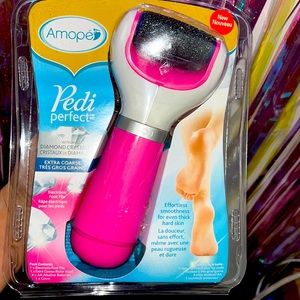 Pedi perfect electronic foot file with diamond crystals